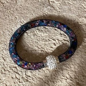 Unique multicoloured crystal bracelet with magnetic clasp